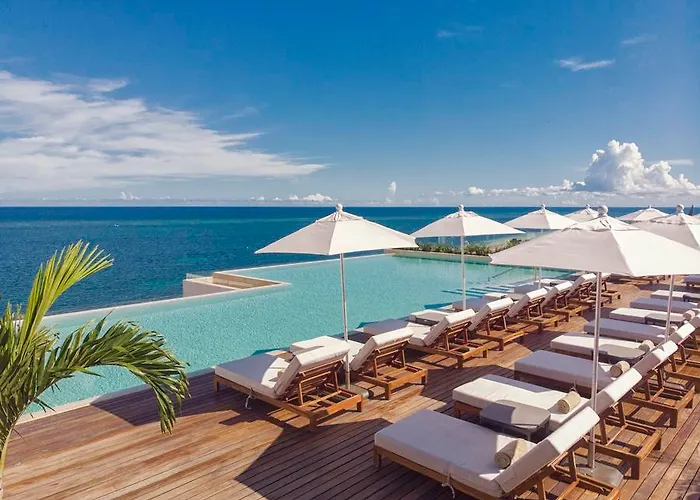 Hotel Romarley Beach House